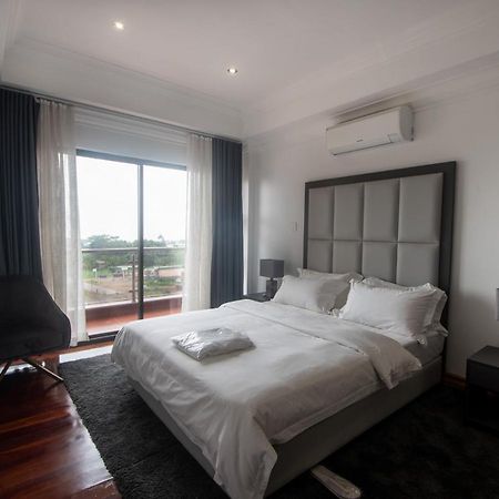 Wdc Aparthotel - Buea Exteriér fotografie