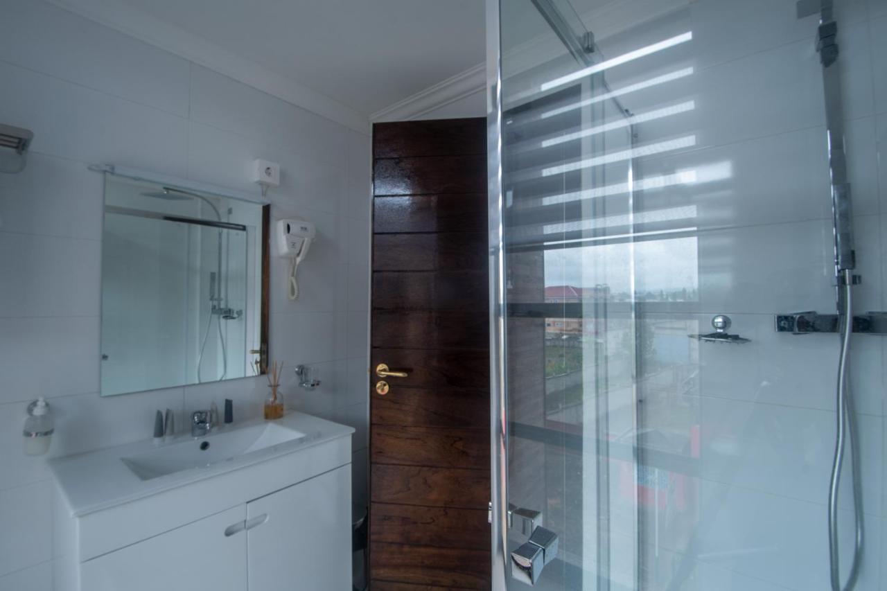 Wdc Aparthotel - Buea Exteriér fotografie