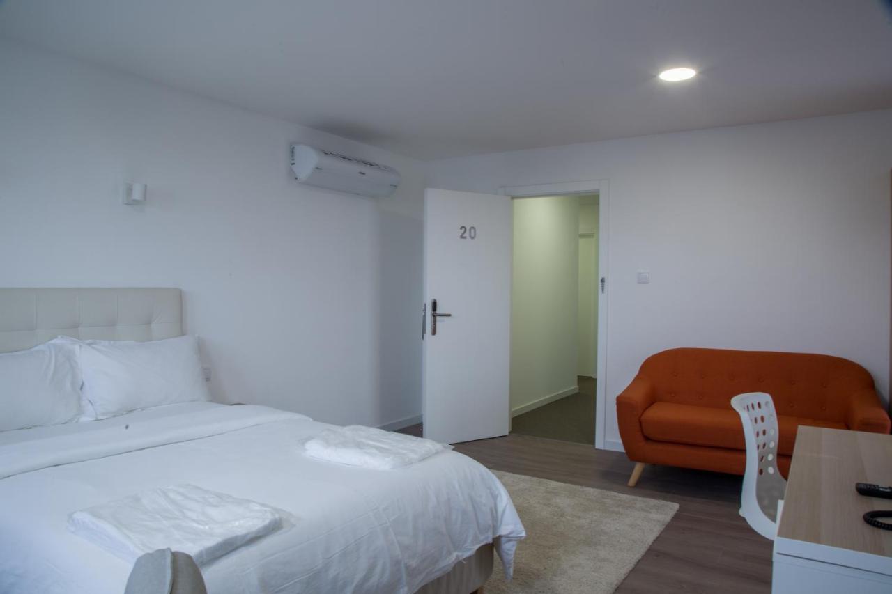Wdc Aparthotel - Buea Exteriér fotografie