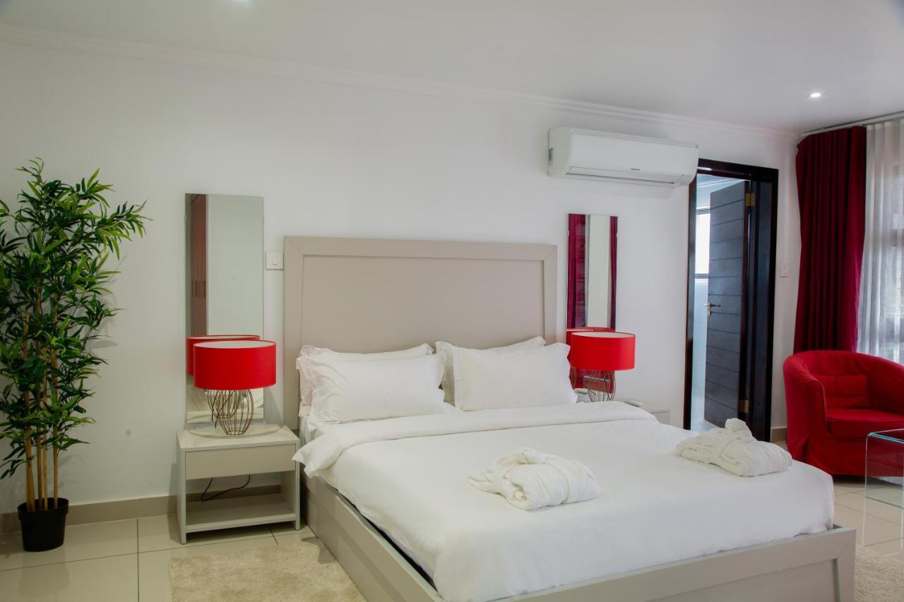 Wdc Aparthotel - Buea Exteriér fotografie