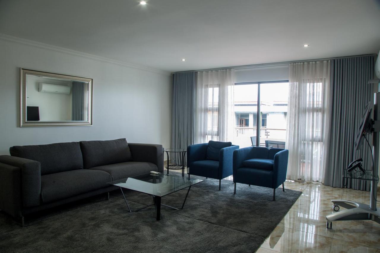 Wdc Aparthotel - Buea Exteriér fotografie