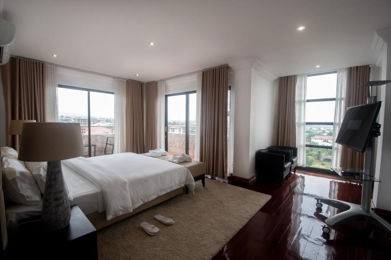 Wdc Aparthotel - Buea Exteriér fotografie