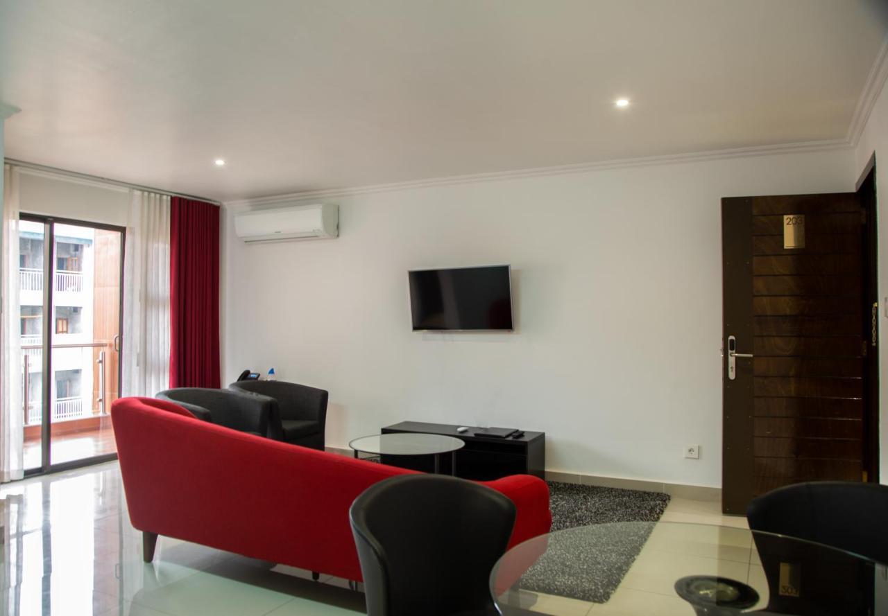 Wdc Aparthotel - Buea Exteriér fotografie