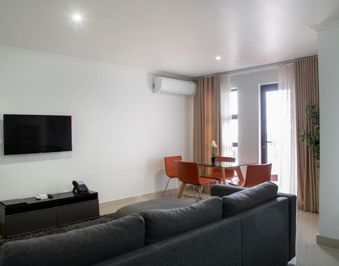 Wdc Aparthotel - Buea Exteriér fotografie