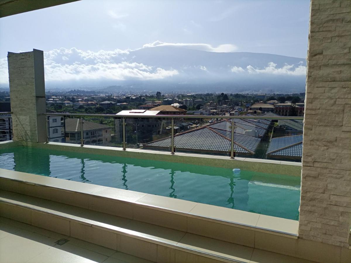 Wdc Aparthotel - Buea Exteriér fotografie